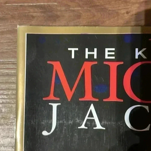 King of Pop Collector’s Phot Gallery - Picture 10 of 11